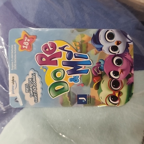 Do, Re & Mi Deluxe Feature Plush - 10-Inch ‘Mi’ The Blue Jay Plush - Picture 8 of 9